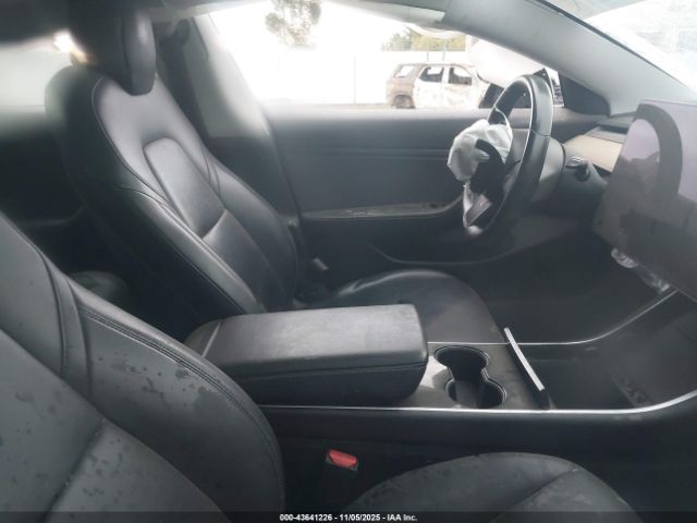 2019 TESLA MODEL 3 5YJ3E1EA0KF416785 Photo 4