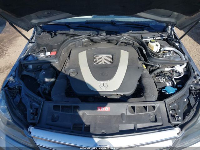 2012 MERCEDES-BENZ C 300 WDDGF8BB4CR239180 Photo 9