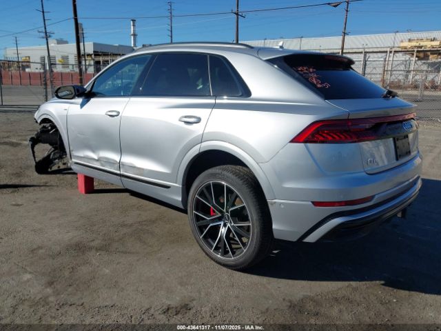 2021 AUDI Q8 WA1EVAF11MD016309 Photo 2