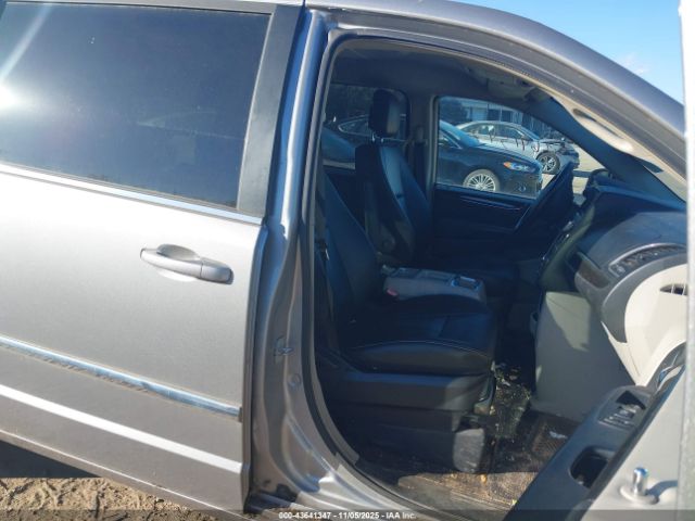 2016 CHRYSLER TOWN & COUNTRY 2C4RC1BG0GR206420 Photo 4