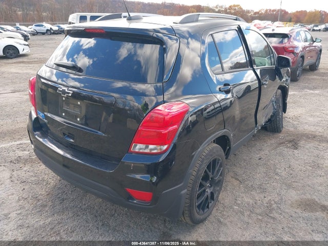 2022 CHEVROLET TRAX KL7CJPSM7NB507943 Photo 3