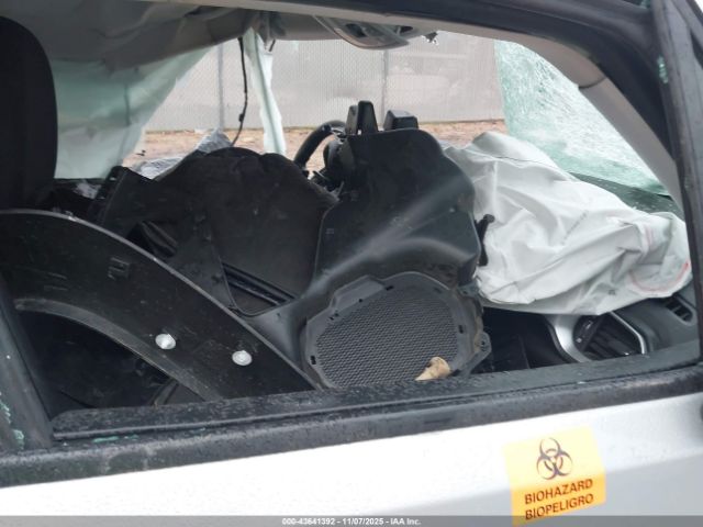 2019 JEEP RENEGADE ZACNJBAB7KPK73915 Photo 4