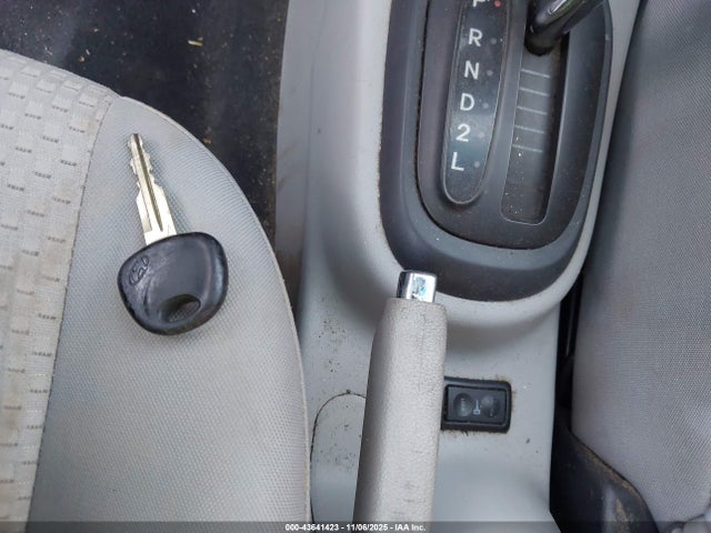 2010 HYUNDAI ACCENT KMHCM3AC7AU151807 Photo 10