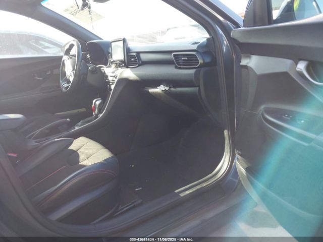 2019 HYUNDAI VELOSTER KMHTG6AF9KU010256 Photo 4