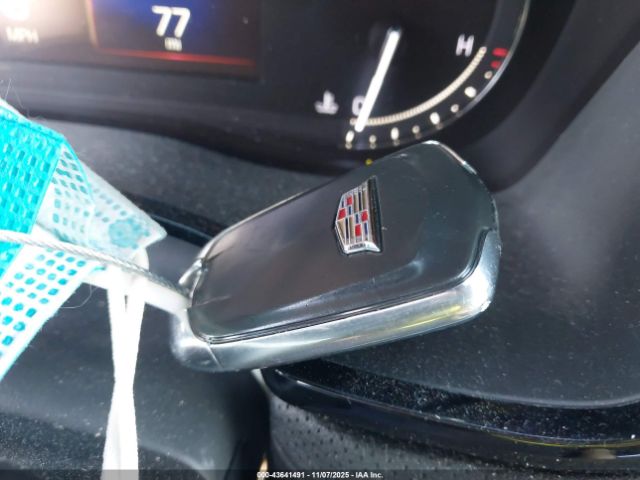 2018 CADILLAC XT5 1GYKNARS2JZ107403 Photo 10