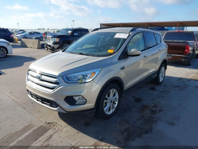 2018 FORD ESCAPE 1FMCU0HD3JUC31988 Photo 1