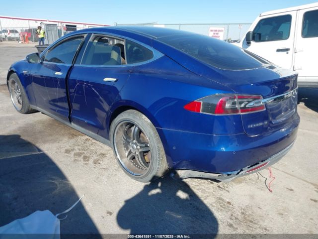 2016 TESLA MODEL S 5YJSA1E13GF126023 Photo 2