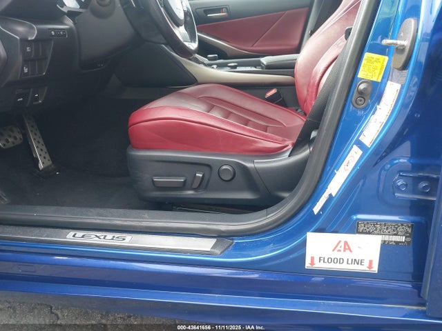 43641656 :رقم المزاد ، JTHC81D25K5033927 vin ، 2019 Lexus Is 300 مزاد بيع