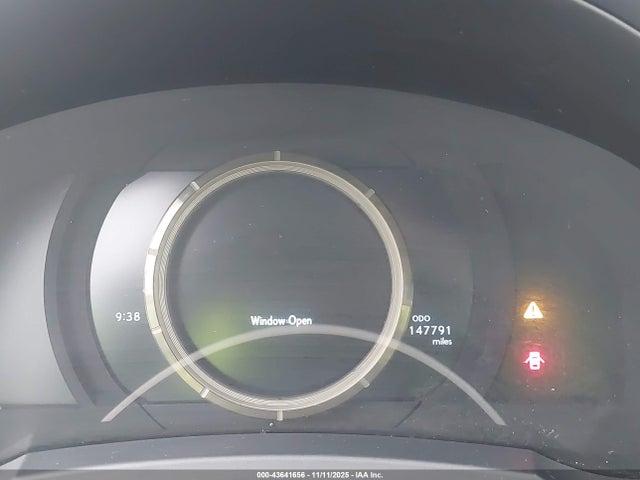 43641656 :رقم المزاد ، JTHC81D25K5033927 vin ، 2019 Lexus Is 300 مزاد بيع
