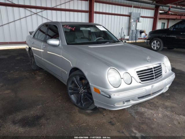 2001 MERCEDES-BENZ E 320 WDBJF65J61B294385