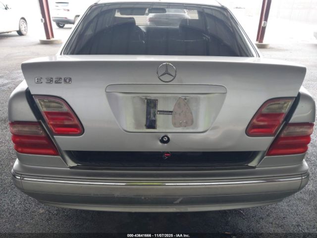 2001 MERCEDES-BENZ E 320 WDBJF65J61B294385 Photo 5