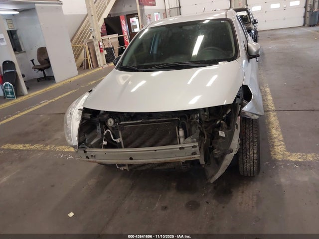 3N1CN7AP8HL816653 Nissan Versa 1.6 S