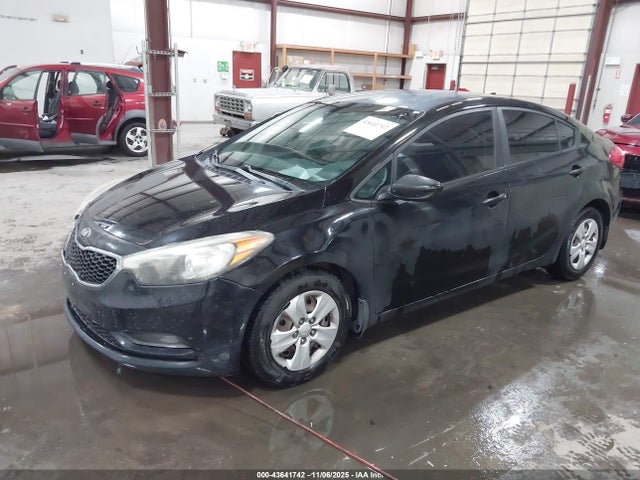 KIA FORTE LX 2015 KNAFK4A68F5263991 Image 2