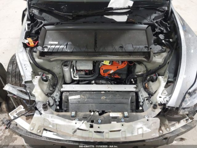 2025 TESLA MODEL Y 7SAYGAEE6SF265117 Photo 9