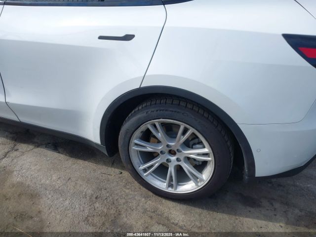 2021 TESLA MODEL Y 5YJYGDEE8MF264472 Photo 5
