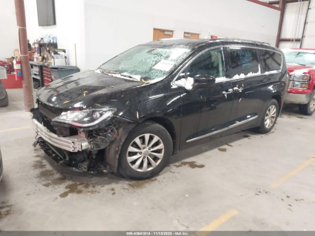 2017 CHRYSLER PACIFICA 2C4RC1BGXHR576744 Photo 1
