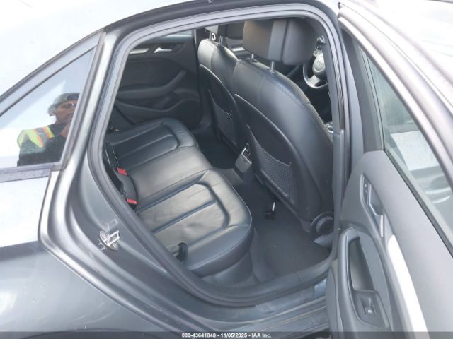 2015 AUDI A3 WAUBFGFF5F1130545 Photo 7