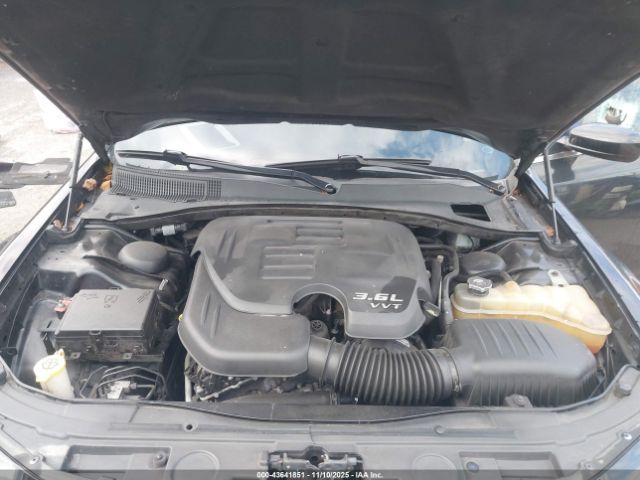 2016 CHRYSLER 300 2C3CCAAG6GH234188 Photo 9