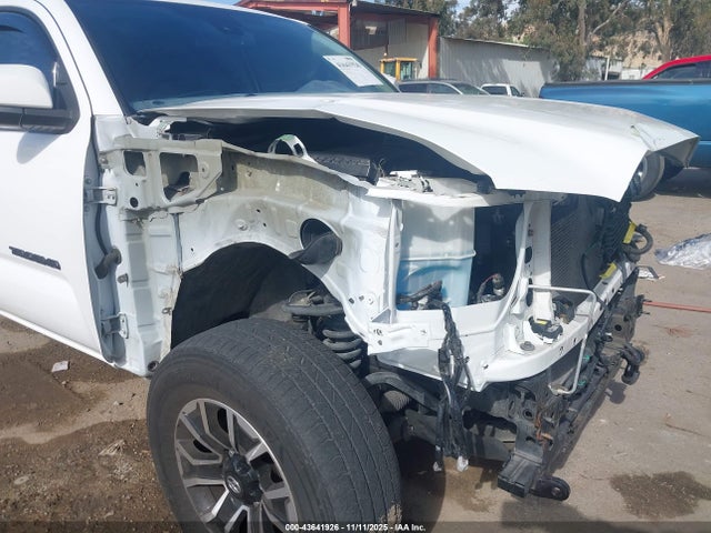 3TMBZ5DN3KM020115 Toyota Tacoma Sr5