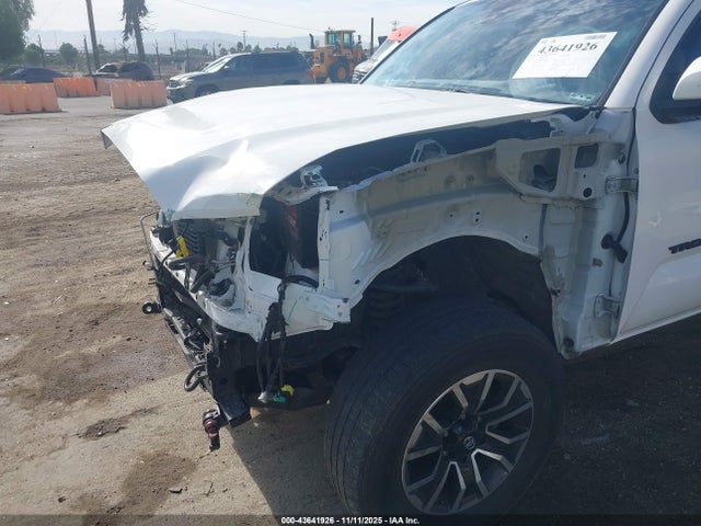 3TMBZ5DN3KM020115 Toyota Tacoma Sr5