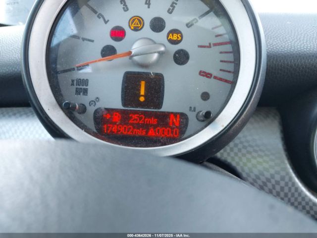 2009 MINI COOPER S CLUBMAN WMWMM335X9TP93203 Photo 6