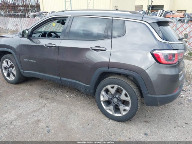 2019 JEEP COMPASS 3C4NJDCB8KT639160 Photo 2