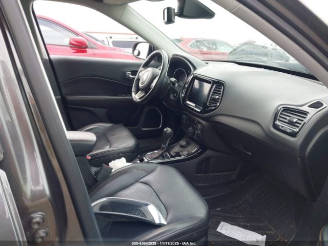 2019 JEEP COMPASS 3C4NJDCB8KT639160 Photo 4