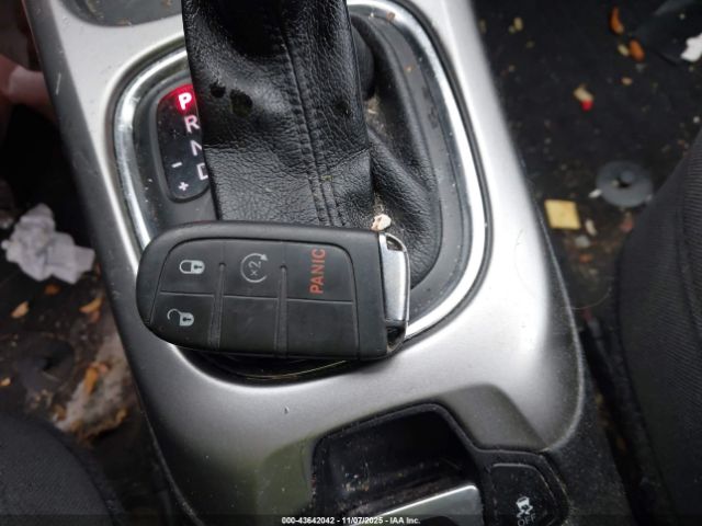 2018 JEEP COMPASS 3C4NJDAB8JT150940 Photo 10