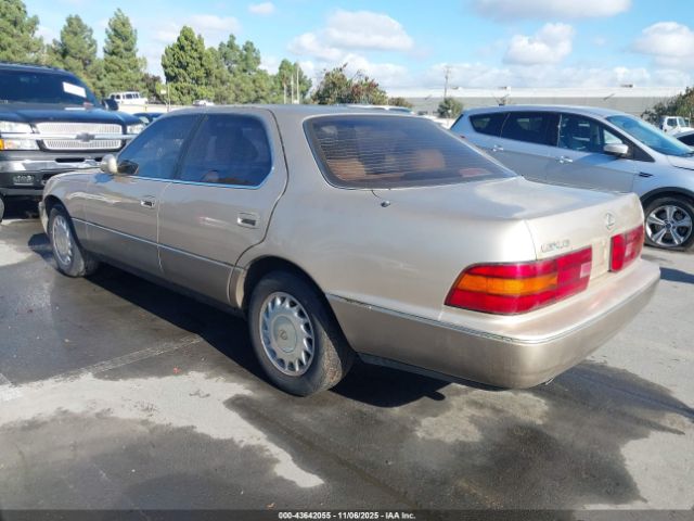 1992 LEXUS LS JT8UF11E8N0128735 Photo 2