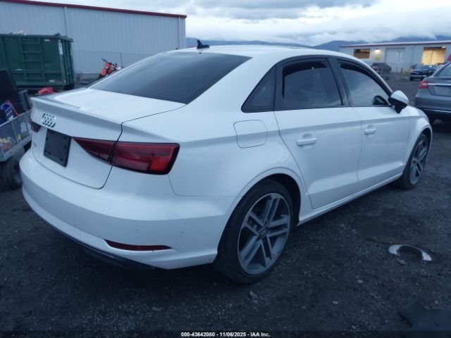 2020 AUDI A3 WAUAUGFF0LA101189 Photo 3