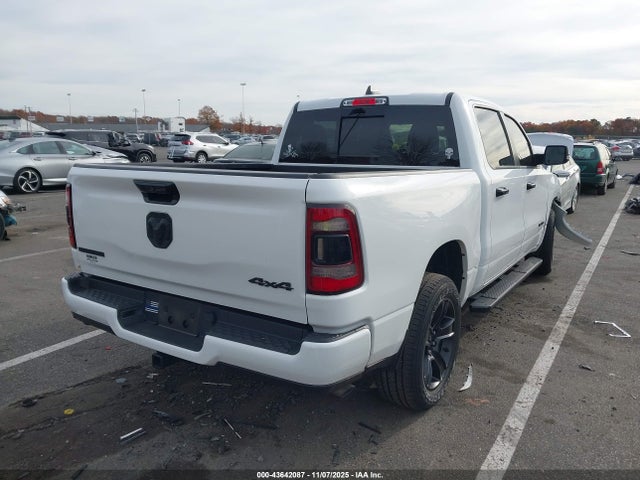 43642087 :رقم المزاد ، 1C6RRFFG5PN584081 vin ، 2023 Ram 1500 Big Horn  4x4 5'7 Box مزاد بيع