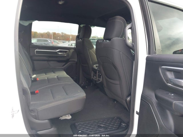 43642087 :رقم المزاد ، 1C6RRFFG5PN584081 vin ، 2023 Ram 1500 Big Horn  4x4 5'7 Box مزاد بيع