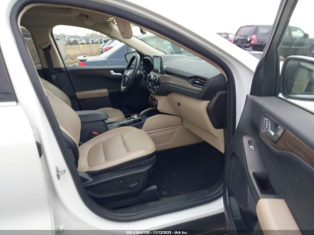 2020 FORD ESCAPE 1FMCU9J95LUA73800 Photo 4