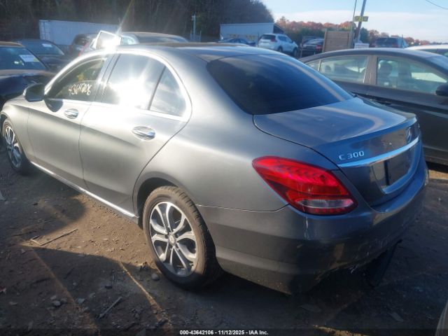 2017 MERCEDES-BENZ C 300 55SWF4KB1HU184388 Photo 2