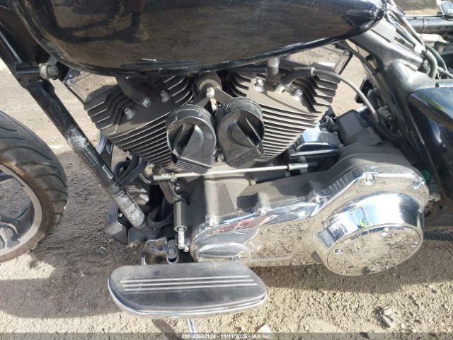 2014 HARLEY-DAVIDSON FLHX 1HD1KBM17EB612560 Photo 8