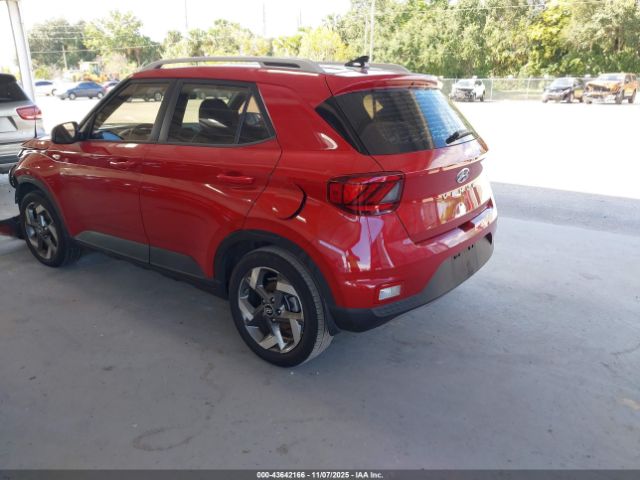 2022 HYUNDAI VENUE KMHRC8A33NU143266 Photo 2