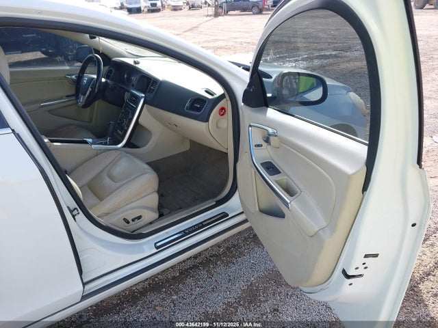 2011 VOLVO S60 YV1902FH6B2019282 Photo 4