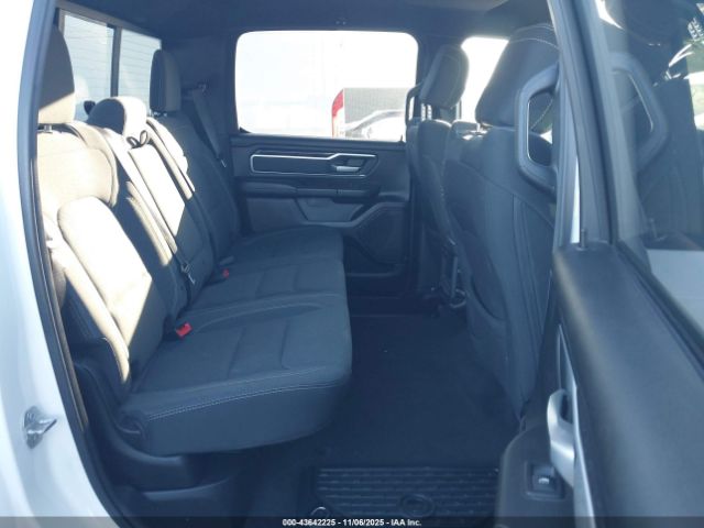 2022 RAM 1500 1C6RREFG9NN268125 Photo 7