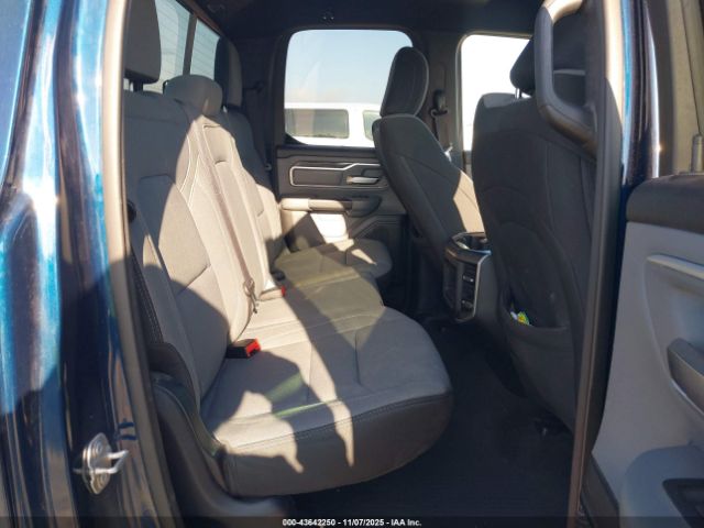 2022 RAM 1500 1C6RREBG4NN177818 Photo 7