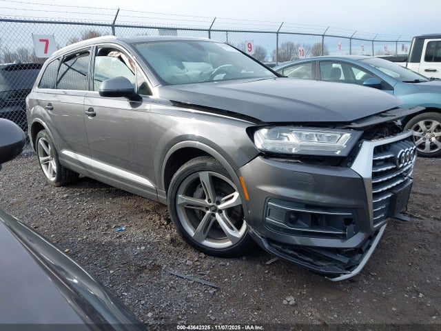 2019 AUDI Q7 WA1VAAF72KD016557 Photo 0