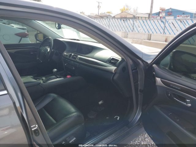 2014 LEXUS LS 460 JTHBL5EF3E5127828 Photo 4