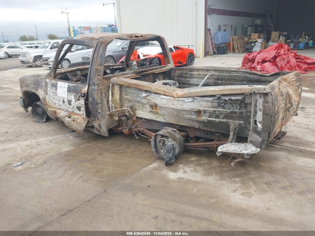 43642349 :رقم المزاد ، 1GTEC14M2WZ522715 vin ، 1998 Gmc Sierra 1500 Sl Sportside مزاد بيع