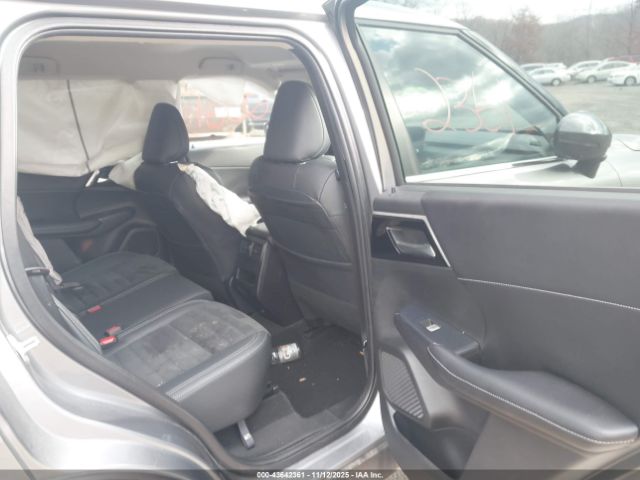 2022 MITSUBISHI OUTLANDER JA4J4UA87NZ037337 Photo 7