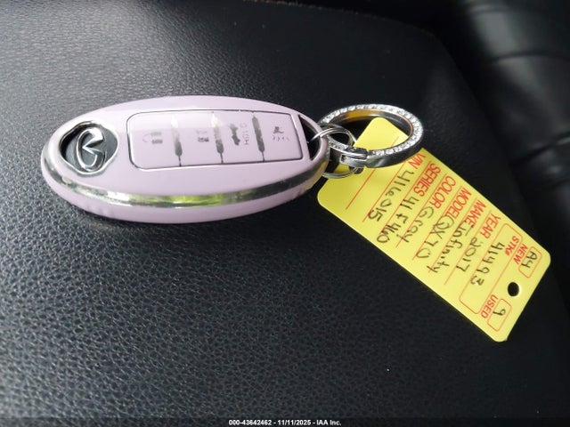 JN8CS1MW3HM416015 Infiniti QX70