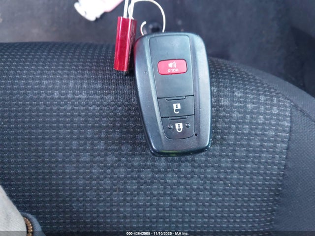 2022 TOYOTA PRIUS JTDKAMFU3N3182886 Photo 10