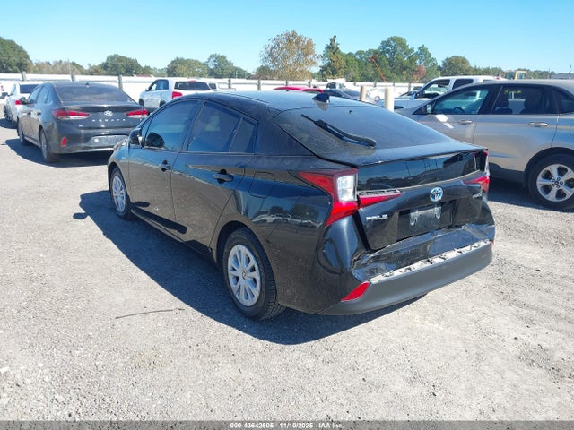 2022 TOYOTA PRIUS JTDKAMFU3N3182886 Photo 2