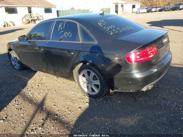 2010 AUDI A4 WAUBFAFL1AN034724 Photo 2