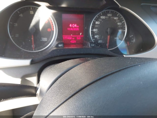 2010 AUDI A4 WAUBFAFL1AN034724 Photo 6