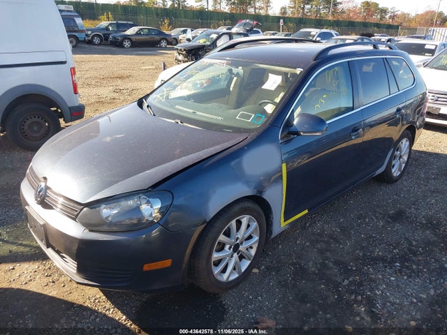Продажа на аукционе авто 2010 Volkswagen Jetta Se, vin: 3VWPZ7AJ6AM622358, номер лота: 43642578