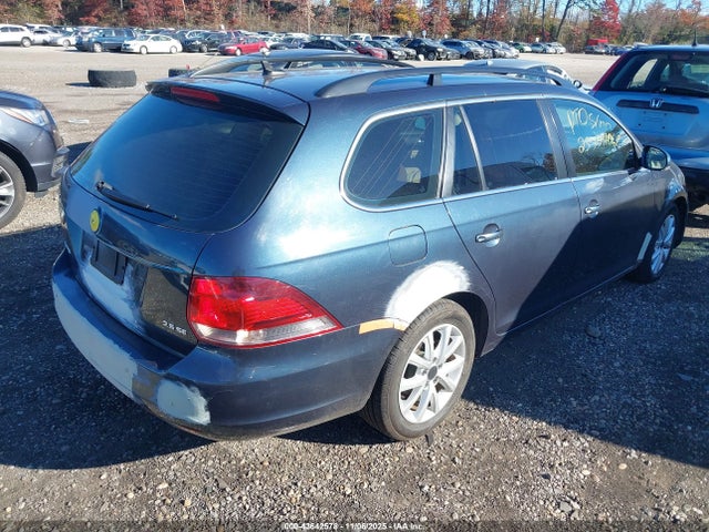 Продажа на аукционе авто 2010 Volkswagen Jetta Se, vin: 3VWPZ7AJ6AM622358, номер лота: 43642578